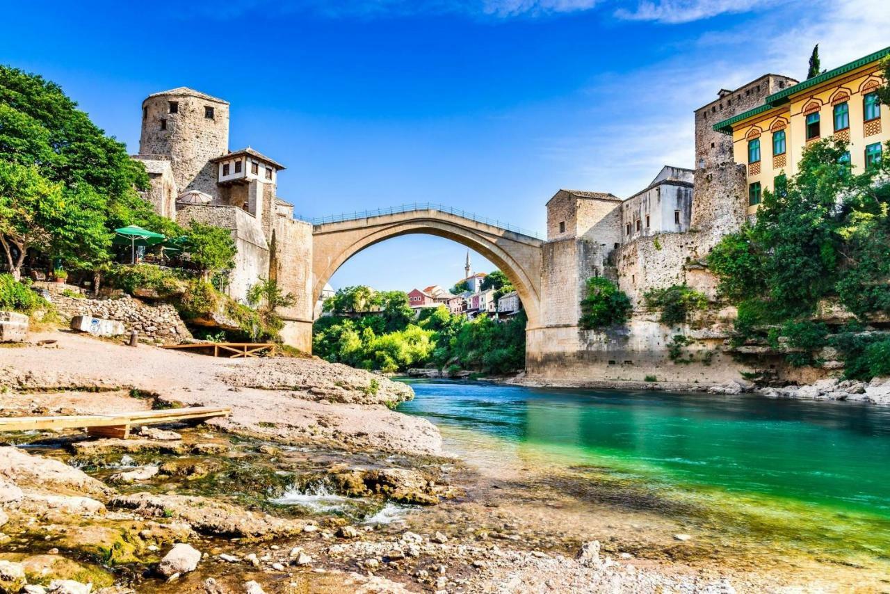 Next To The Old Bridge Apartments Mostar Exterior foto